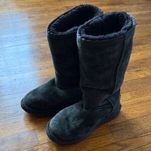 UGG Kids Classic Tall Black Boots little girls  size 1